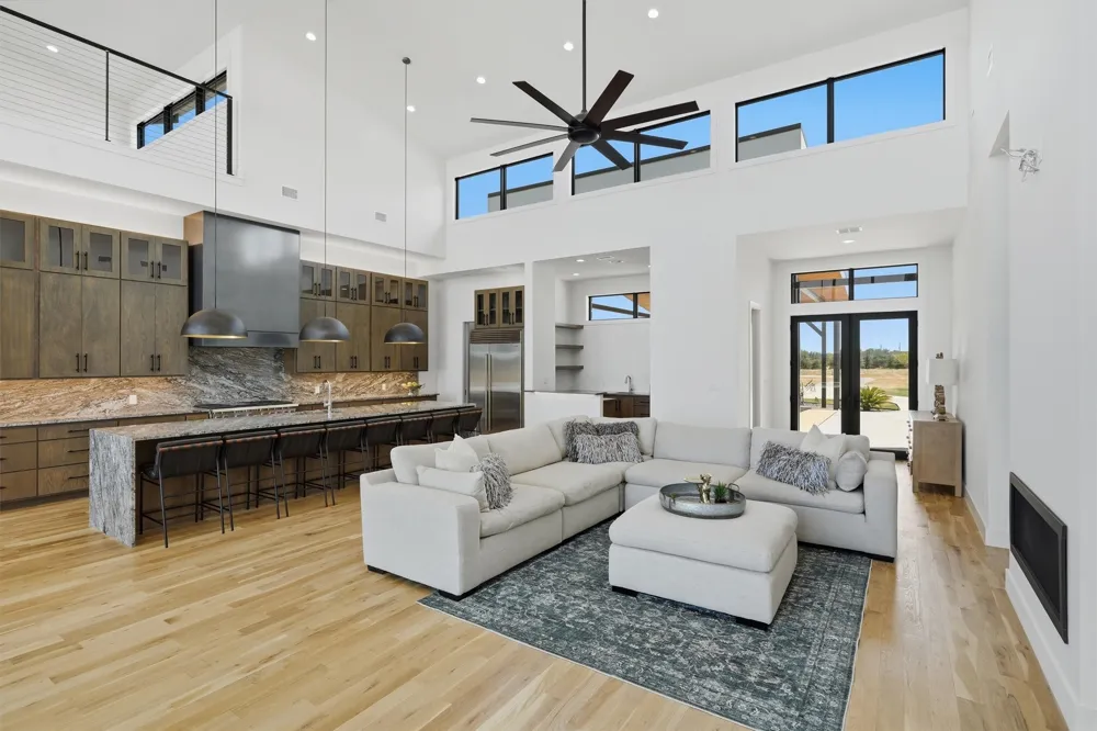961 E Hells Gate Drive Graford, TX 76449
