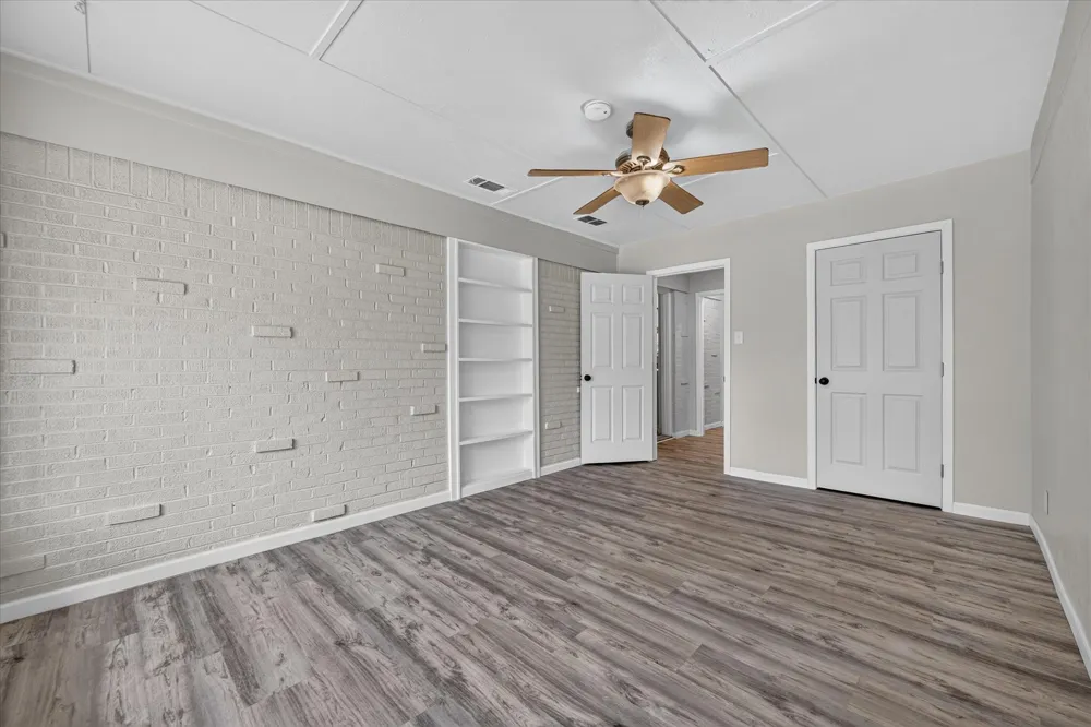 5500 Wheaton Drive Fort Worth, TX 76133