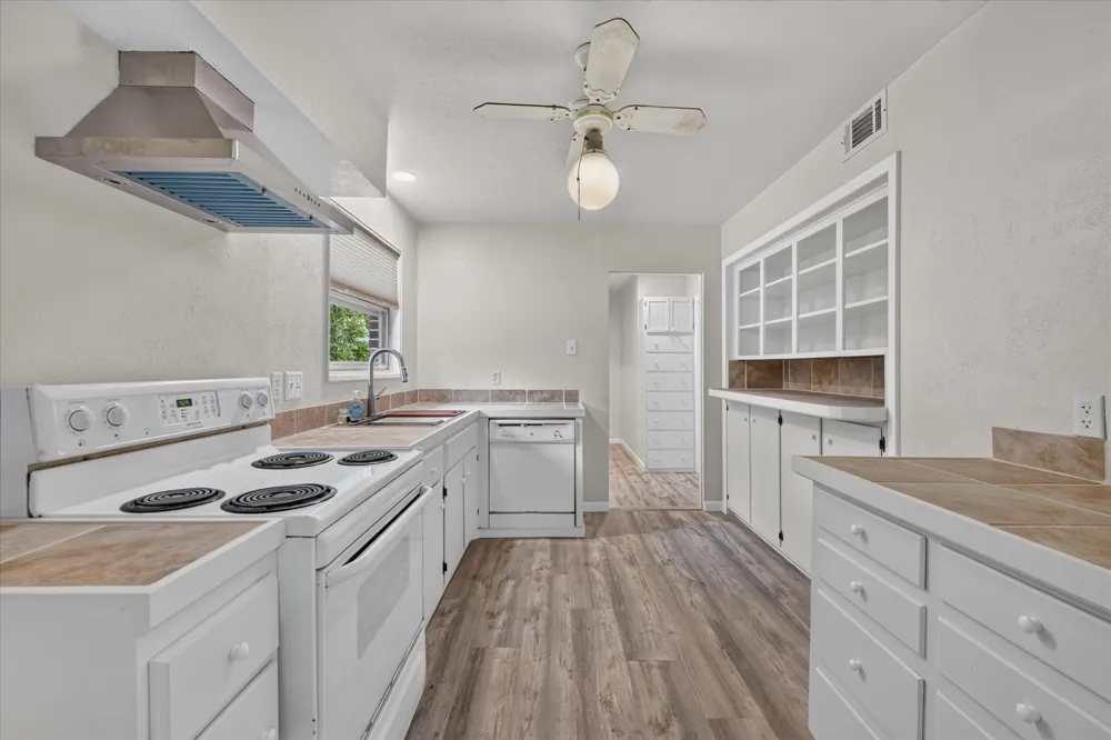 5500 Wheaton Drive Fort Worth, TX 76133