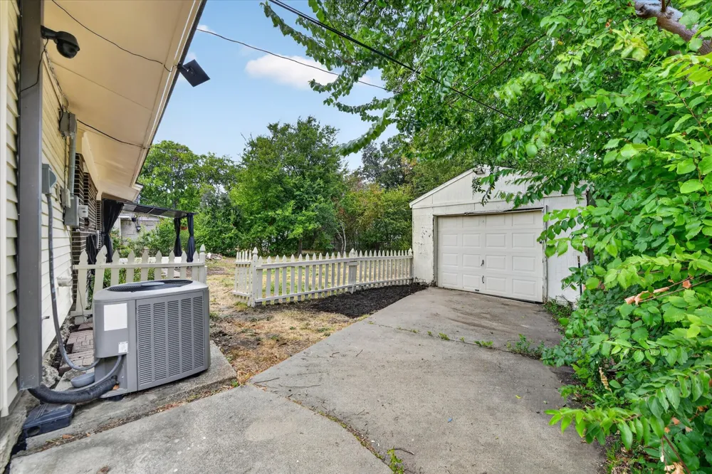 5500 Wheaton Drive Fort Worth, TX 76133