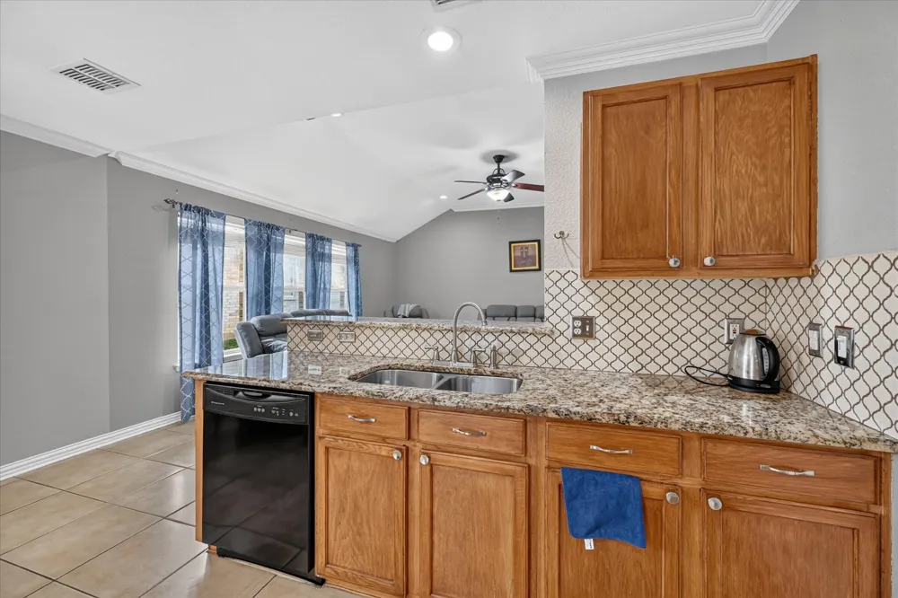 5530 Mandarin Way Dallas, TX 75249
