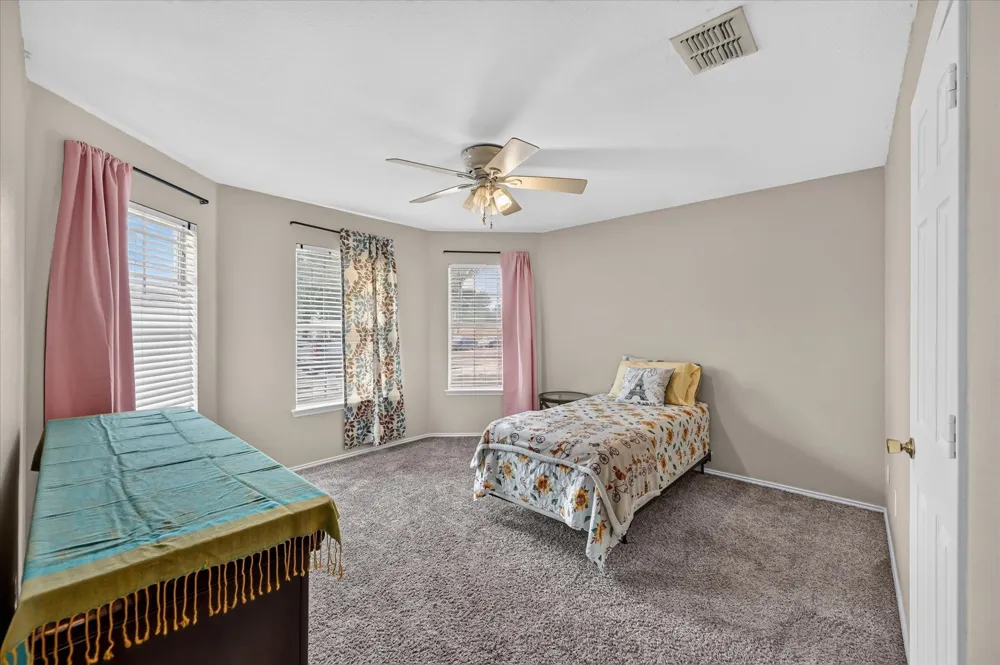 5530 Mandarin Way Dallas, TX 75249