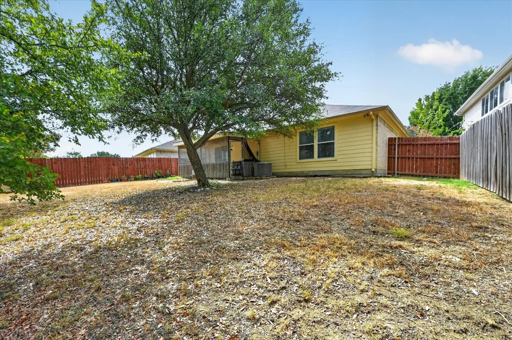 5530 Mandarin Way Dallas, TX 75249
