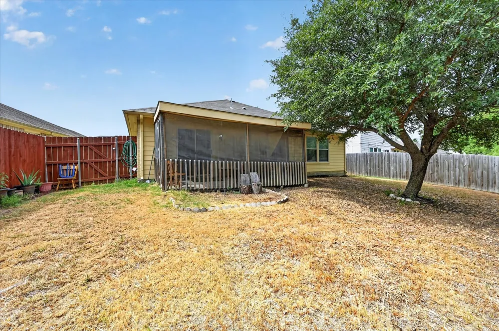 5530 Mandarin Way Dallas, TX 75249