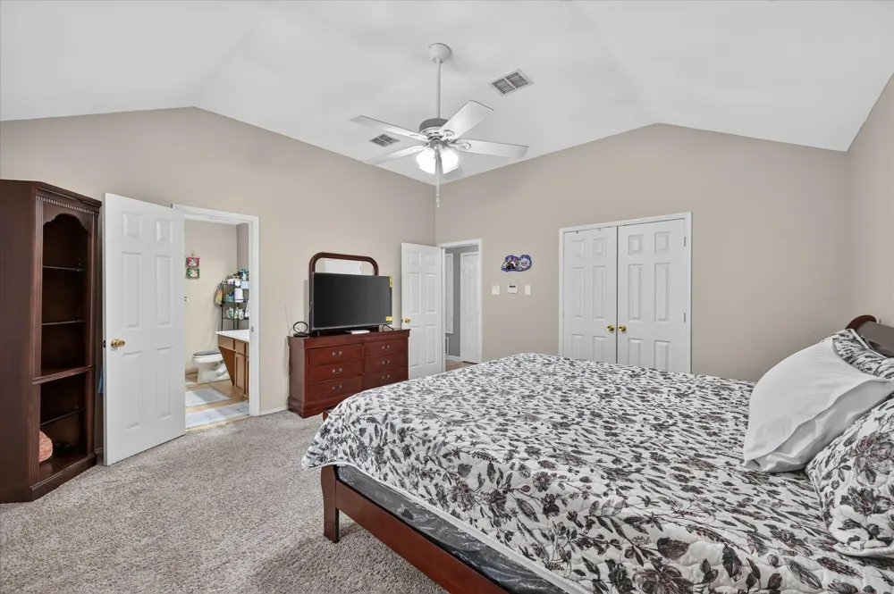 5530 Mandarin Way Dallas, TX 75249