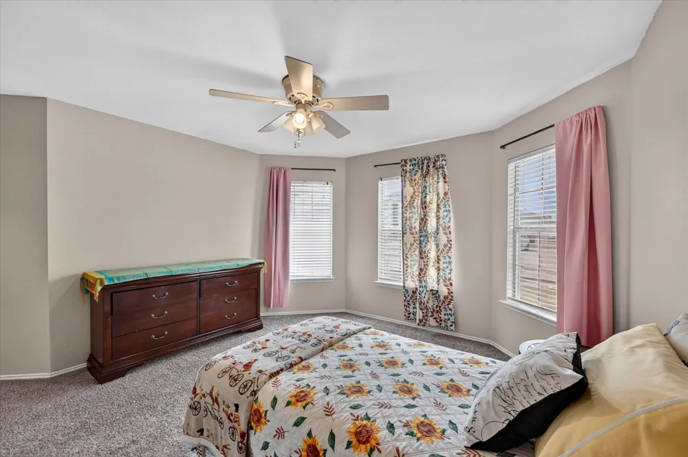 5530 Mandarin Way Dallas, TX 75249