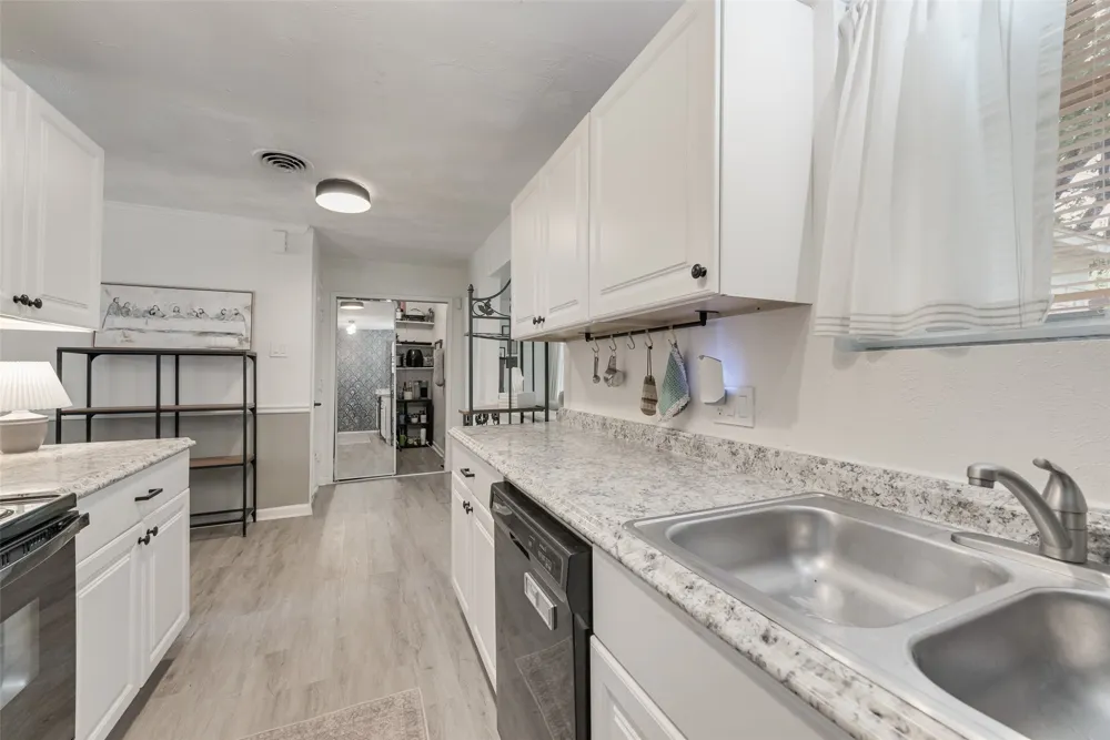 3008 Albany Drive Mesquite, TX 75150