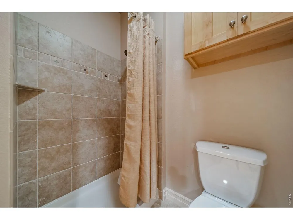 621 1st Avenue Lyons, CO 80540
