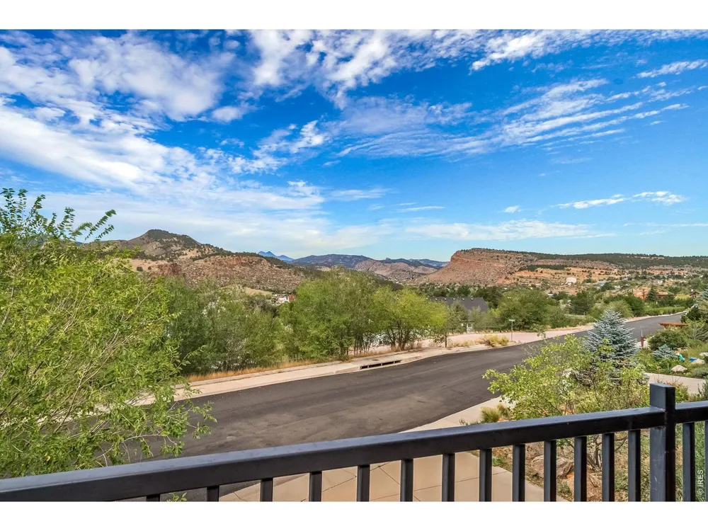 621 1st Avenue Lyons, CO 80540