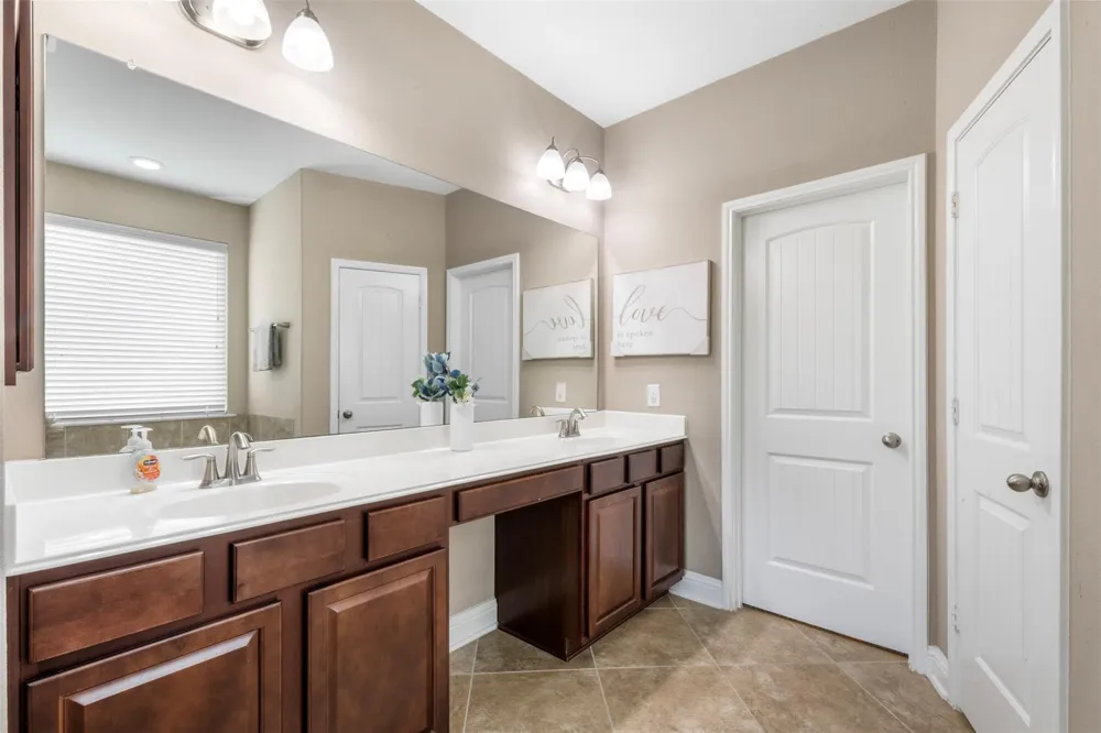 102 Blossom Terrace Lane Rosenberg, TX 77469