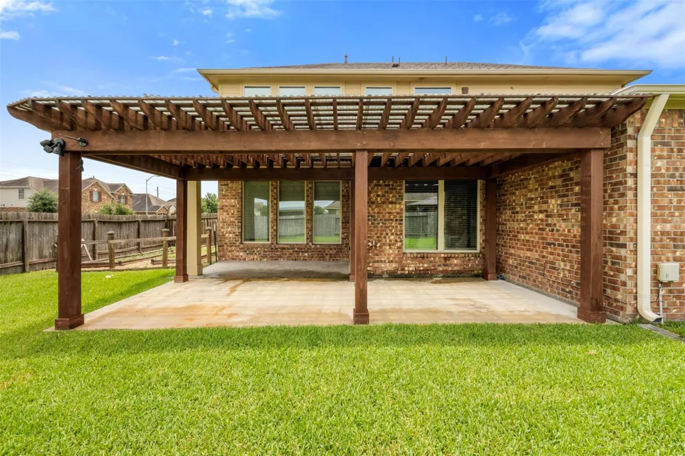 102 Blossom Terrace Lane Rosenberg, TX 77469
