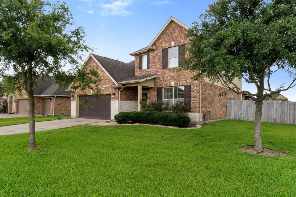 102 Blossom Terrace Lane Rosenberg, TX 77469