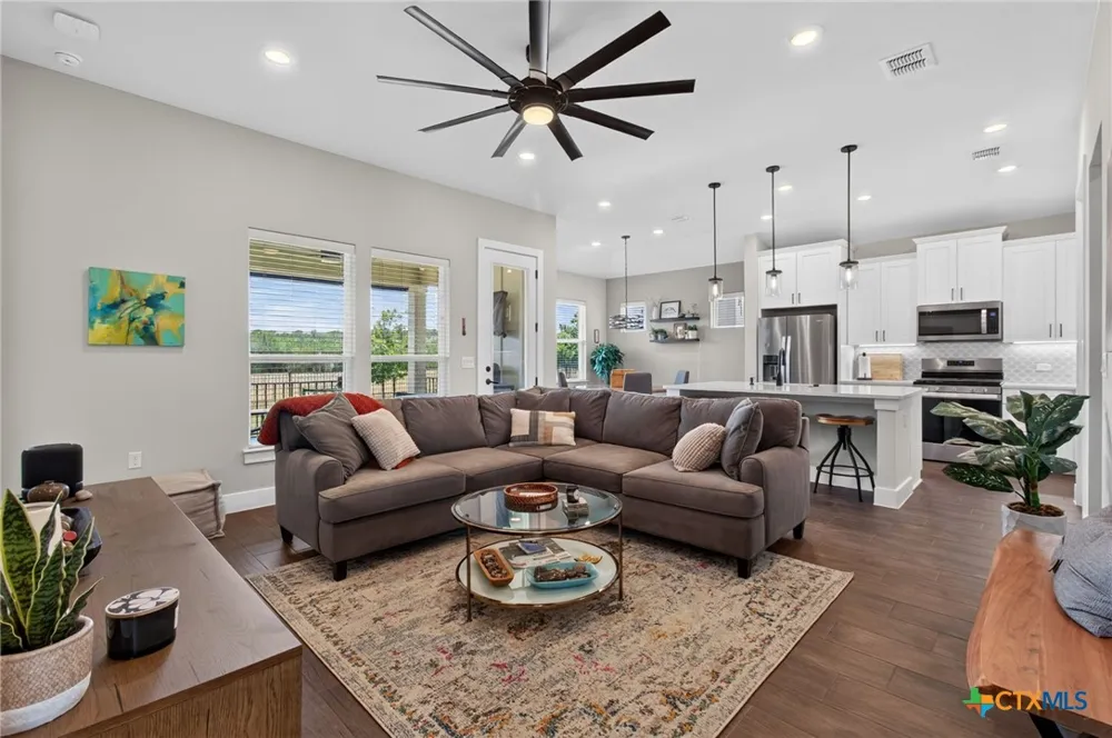 221 Sweeping Sage Lane San Marcos, TX 78666
