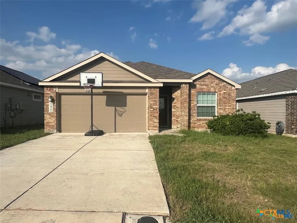 2425 Arctic Warbler New Braunfels, TX 78130