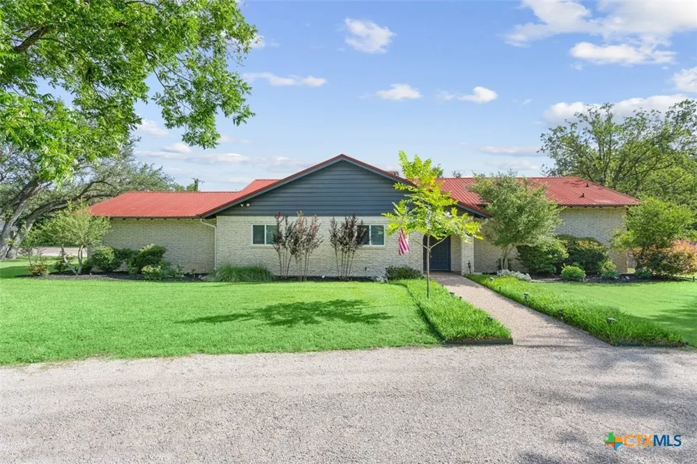 2714 Slough Drive Temple, TX 76502