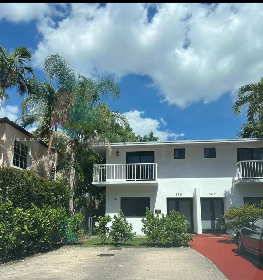 325 MENORES AVE Coral Gables, FL 33134