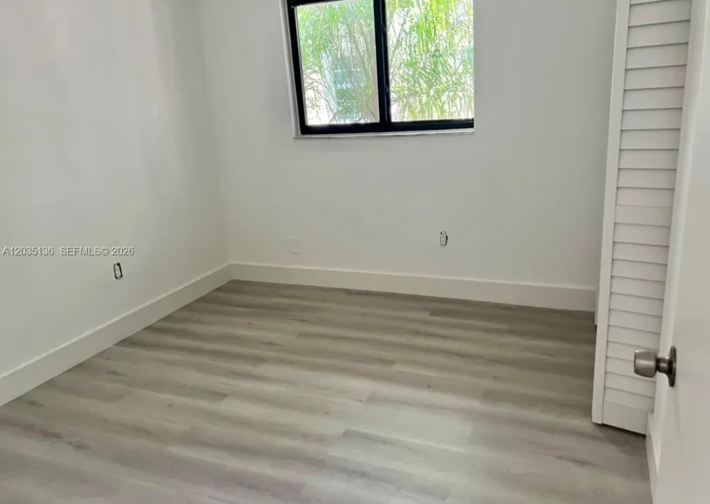 325 MENORES AVE Coral Gables, FL 33134