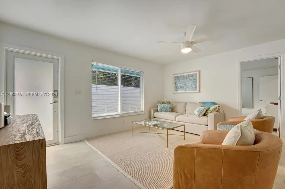 1319 SW 30th St #D Fort Lauderdale, FL 33315