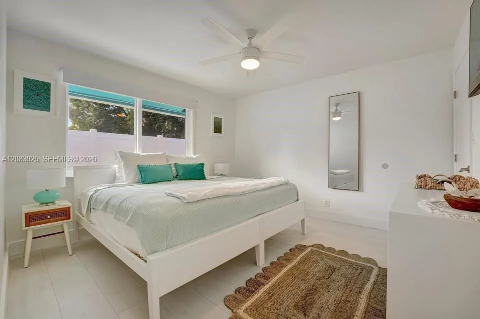 1319 SW 30th St #D Fort Lauderdale, FL 33315