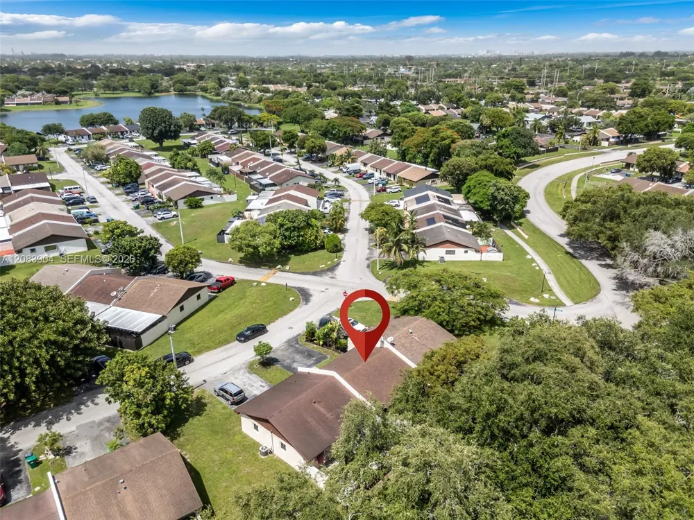 13962 SW 52 LN Miami, FL 33175