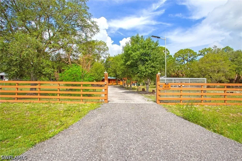 Cabbage Palm Street Clewiston, FL 33440