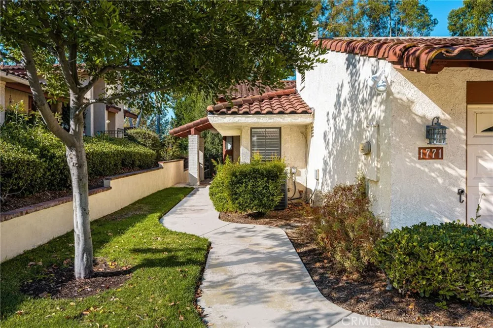 1771 Del Prado Pomona, CA 91768