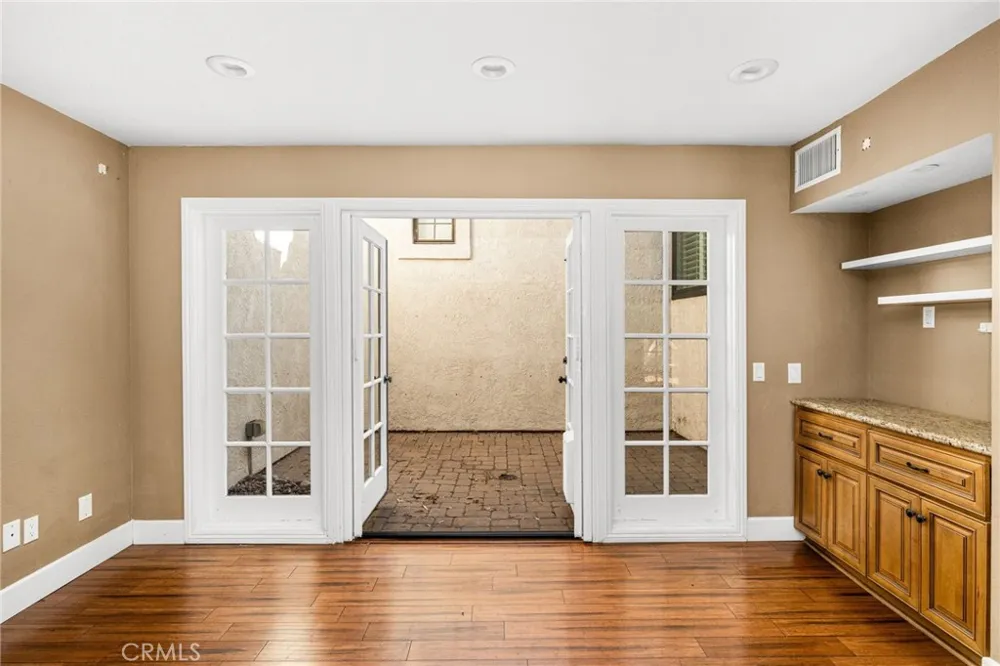 1771 Del Prado Pomona, CA 91768
