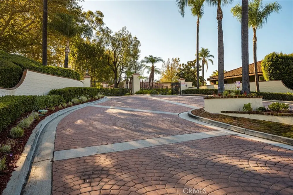 1771 Del Prado Pomona, CA 91768