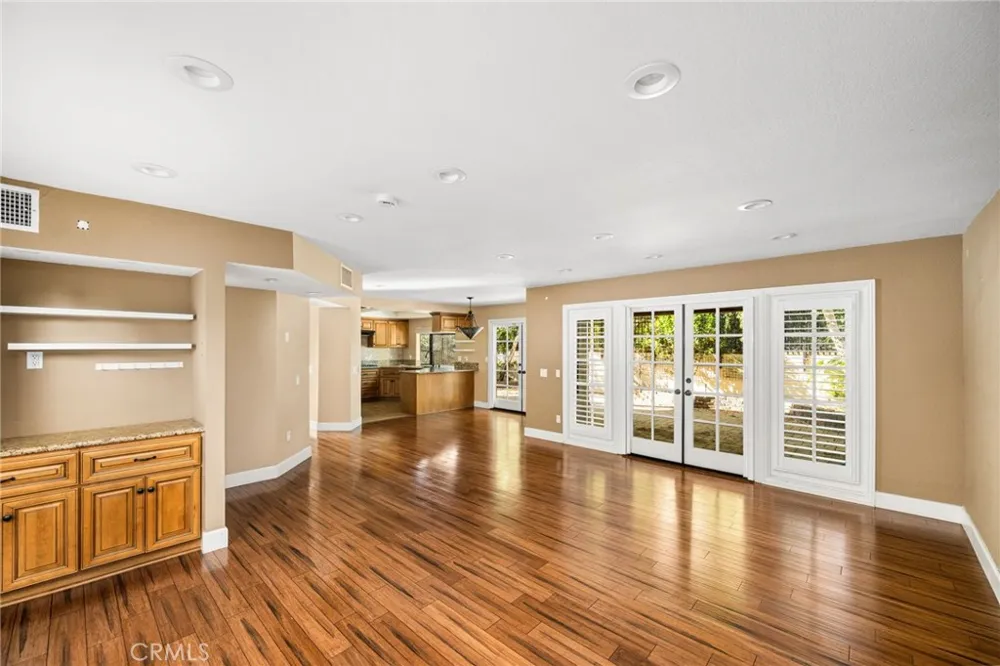 1771 Del Prado Pomona, CA 91768