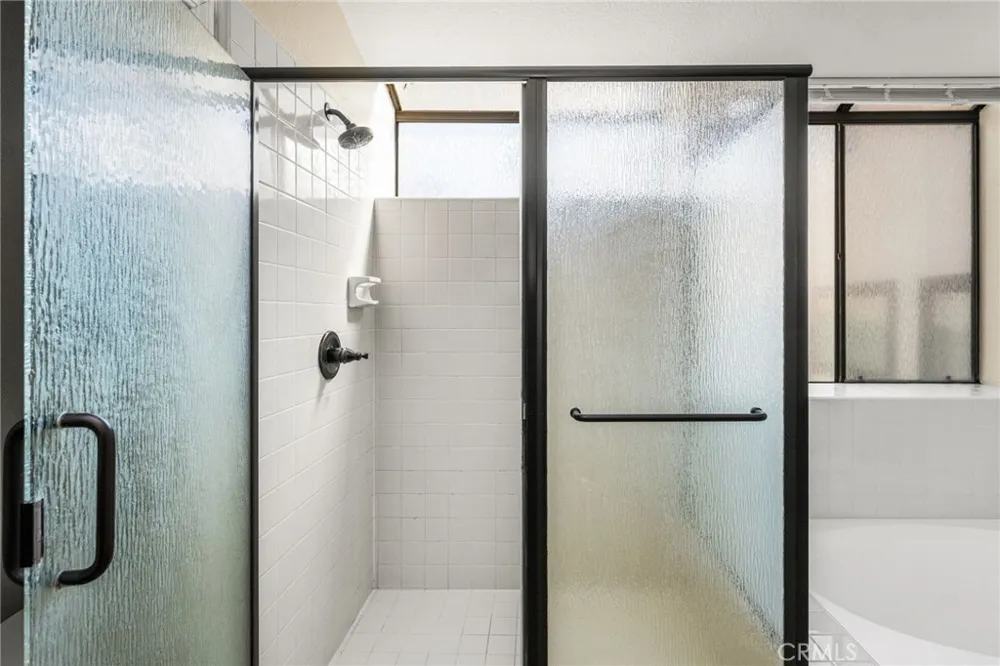 1771 Del Prado Pomona, CA 91768