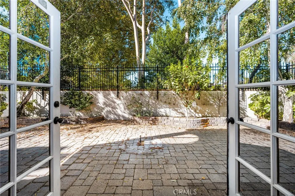 1771 Del Prado Pomona, CA 91768