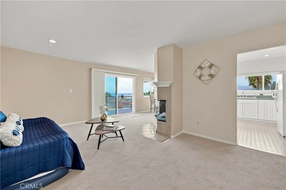 1649 Appian Santa Monica, CA 90401