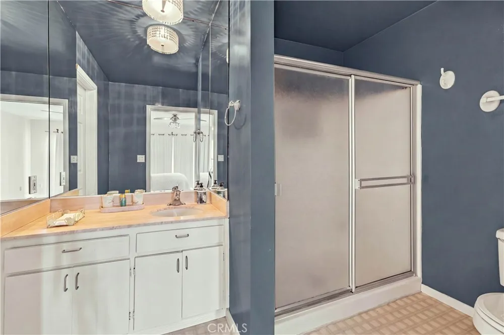 1649 Appian Santa Monica, CA 90401