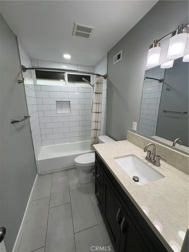 2119 Eveningside Drive West Covina, CA 91792