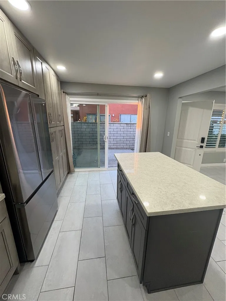 2119 Eveningside Drive West Covina, CA 91792