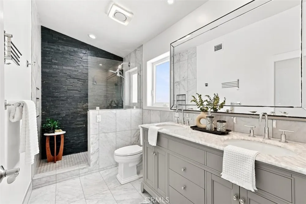 2026 Hillcrest Drive Hermosa Beach, CA 90254