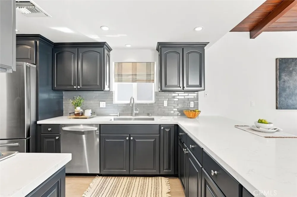 2026 Hillcrest Drive Hermosa Beach, CA 90254