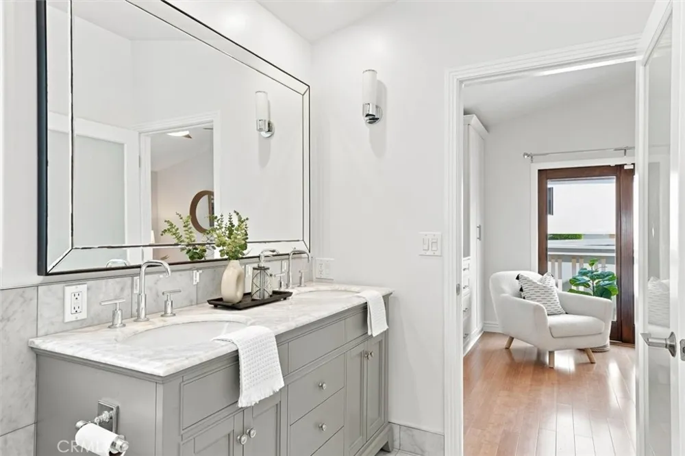 2026 Hillcrest Drive Hermosa Beach, CA 90254