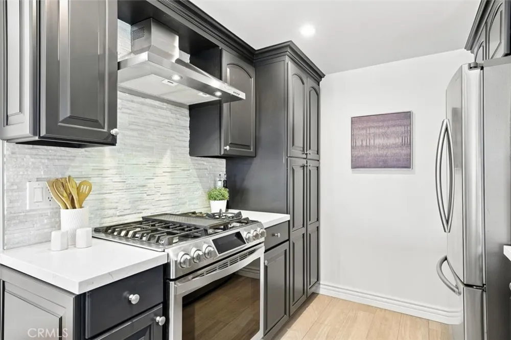 2026 Hillcrest Drive Hermosa Beach, CA 90254