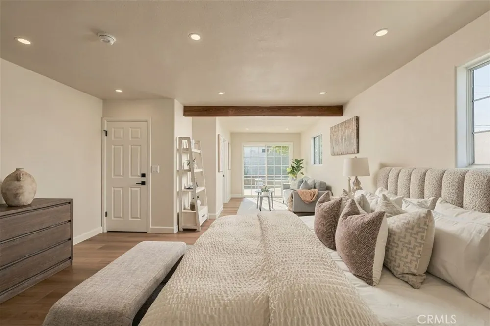 18001 Gulf Huntington Beach, CA 92646