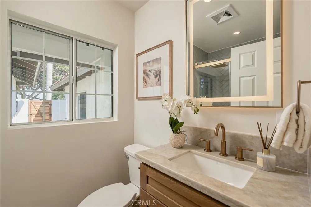 18001 Gulf Huntington Beach, CA 92646