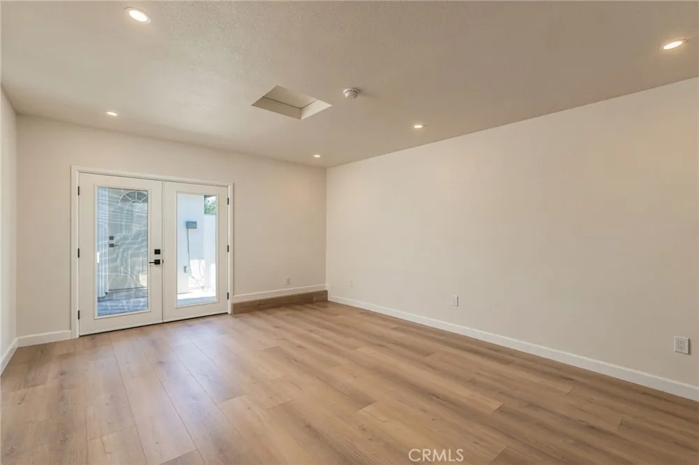 18001 Gulf Huntington Beach, CA 92646