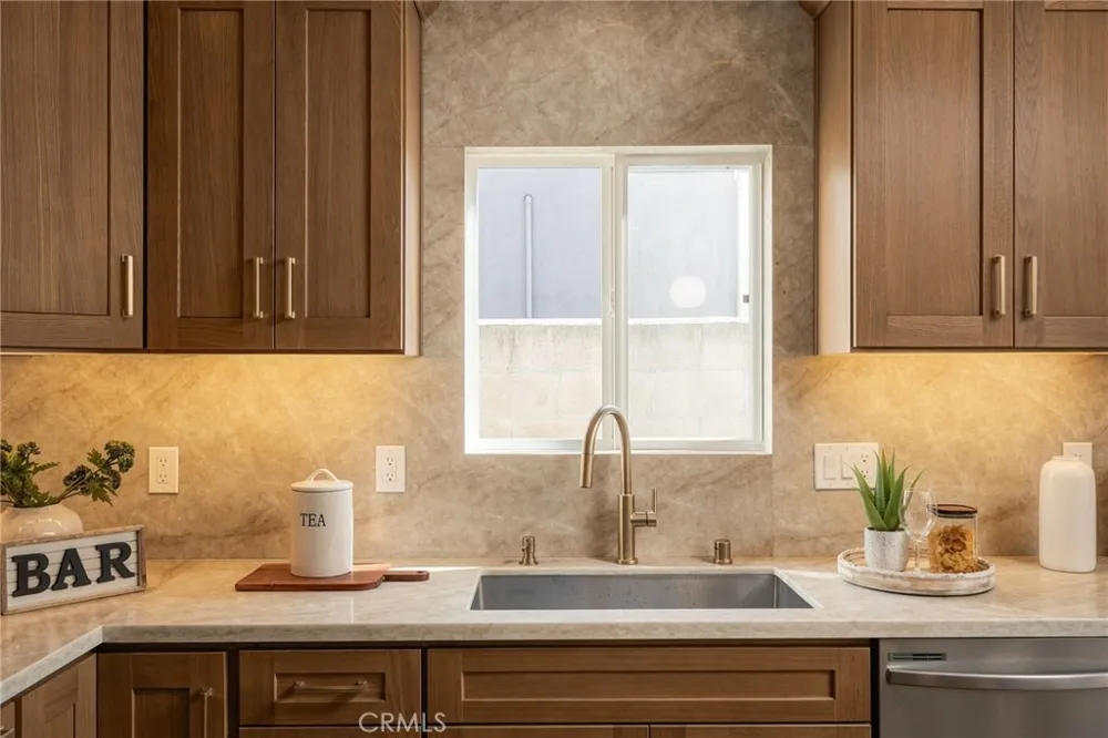 18001 Gulf Huntington Beach, CA 92646