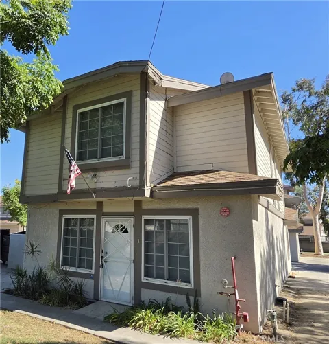 1614 S Campus Avenue #I