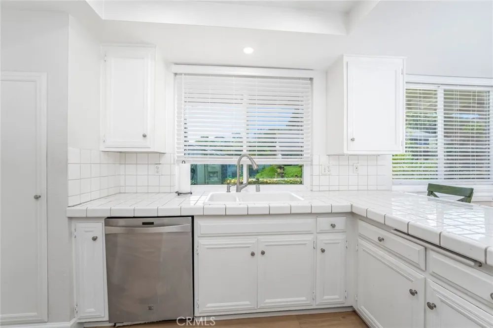 24686 Venablo Mission Viejo, CA 92691