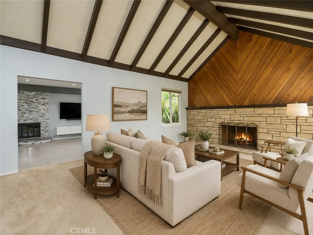 8471 Vine Valley Los Angeles, CA 91352