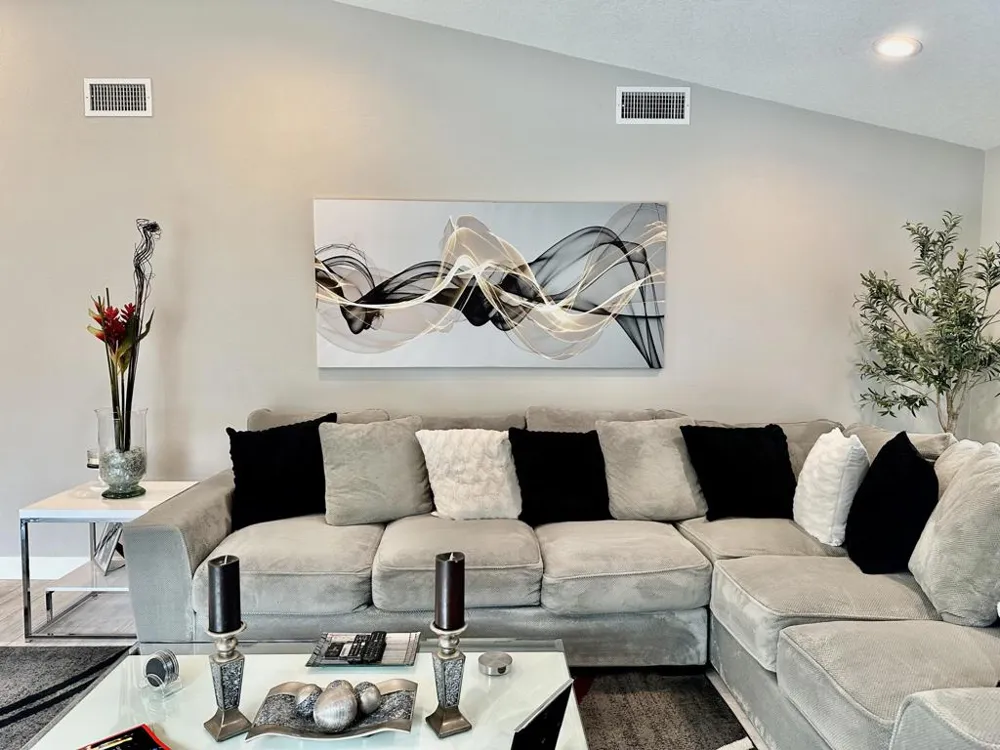 348 Vista Royale Drive Palm Desert, CA 92211