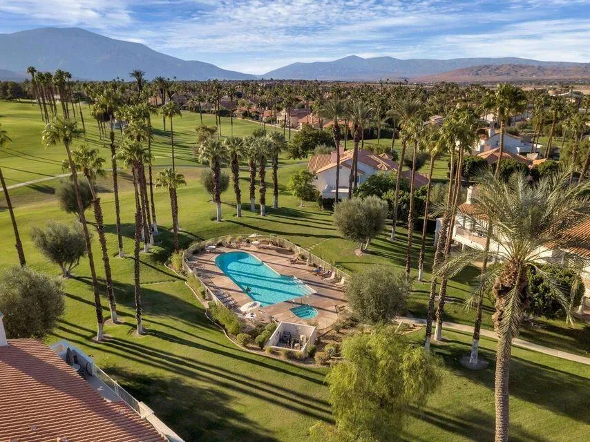 348 Vista Royale Drive Palm Desert, CA 92211