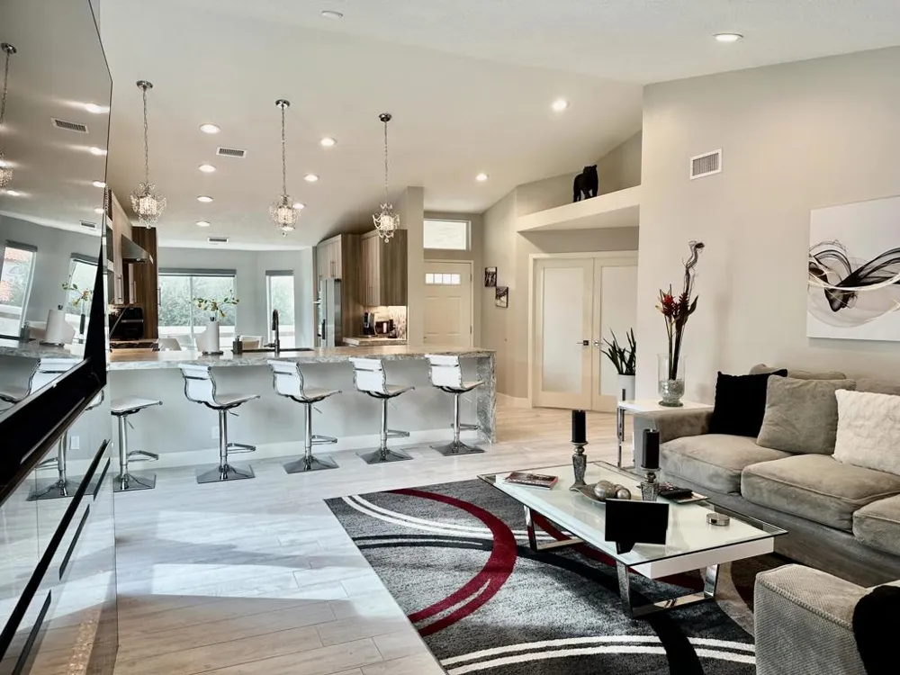 348 Vista Royale Drive Palm Desert, CA 92211