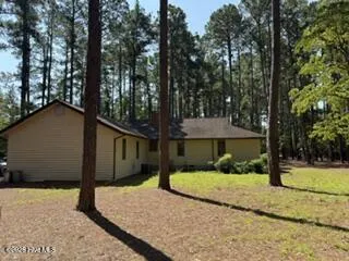 1649 Midland Road Southern Pines, NC 28387